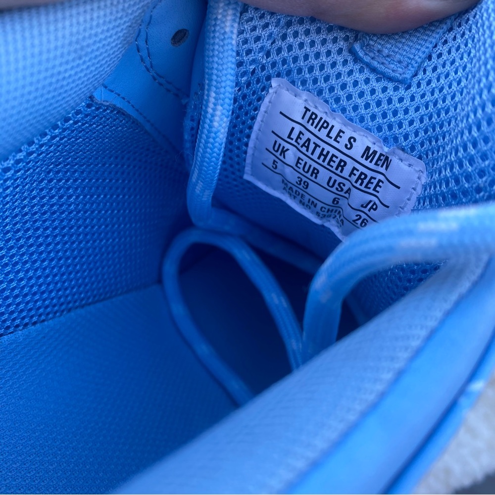 Balenciaga Triple S Logo Sneakers - Picture 4 of 5